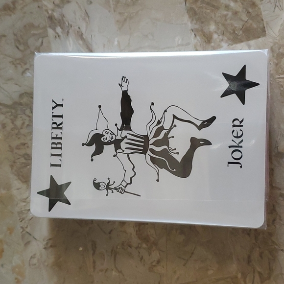 Az Cardinal's Deck of Playing Cards - Picture 3 of 3